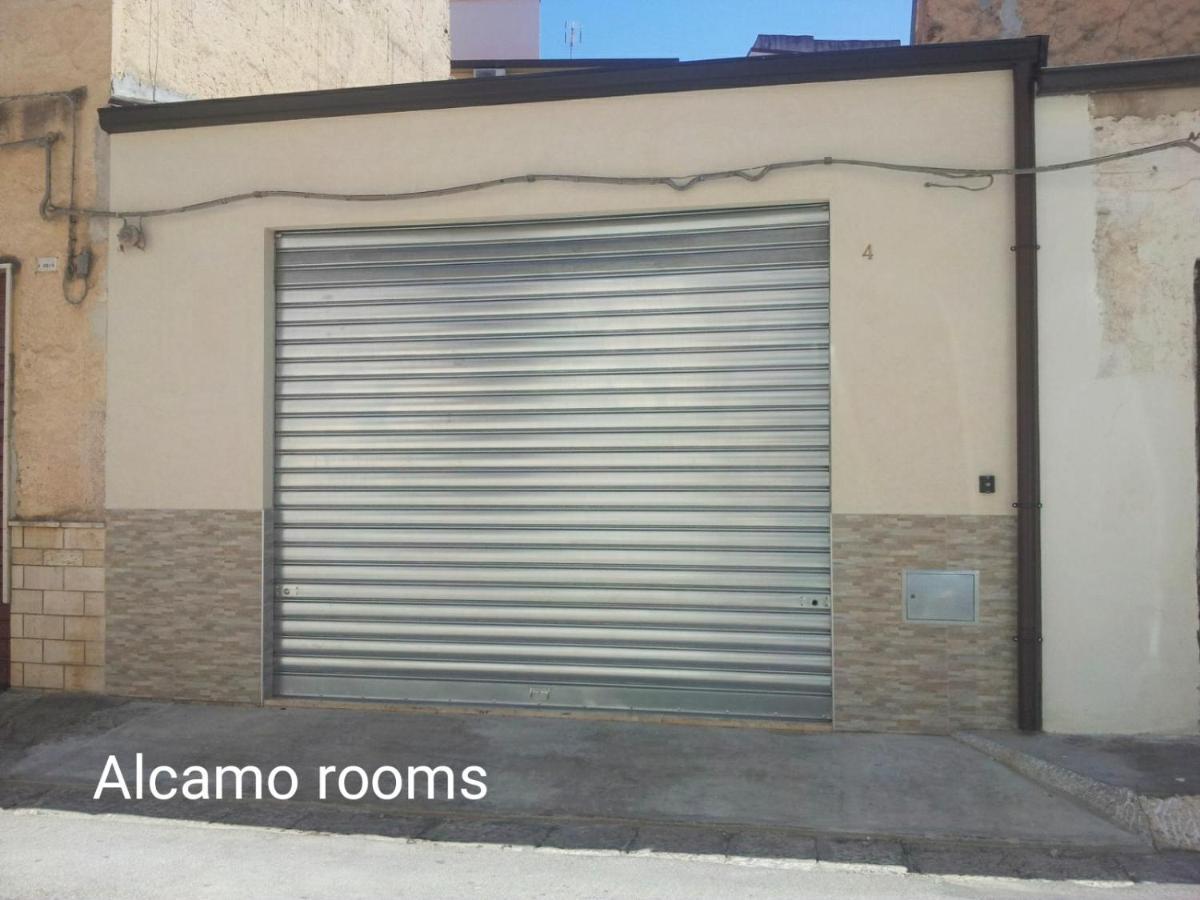 Alcamo Rooms Con Garage Privato Luaran gambar