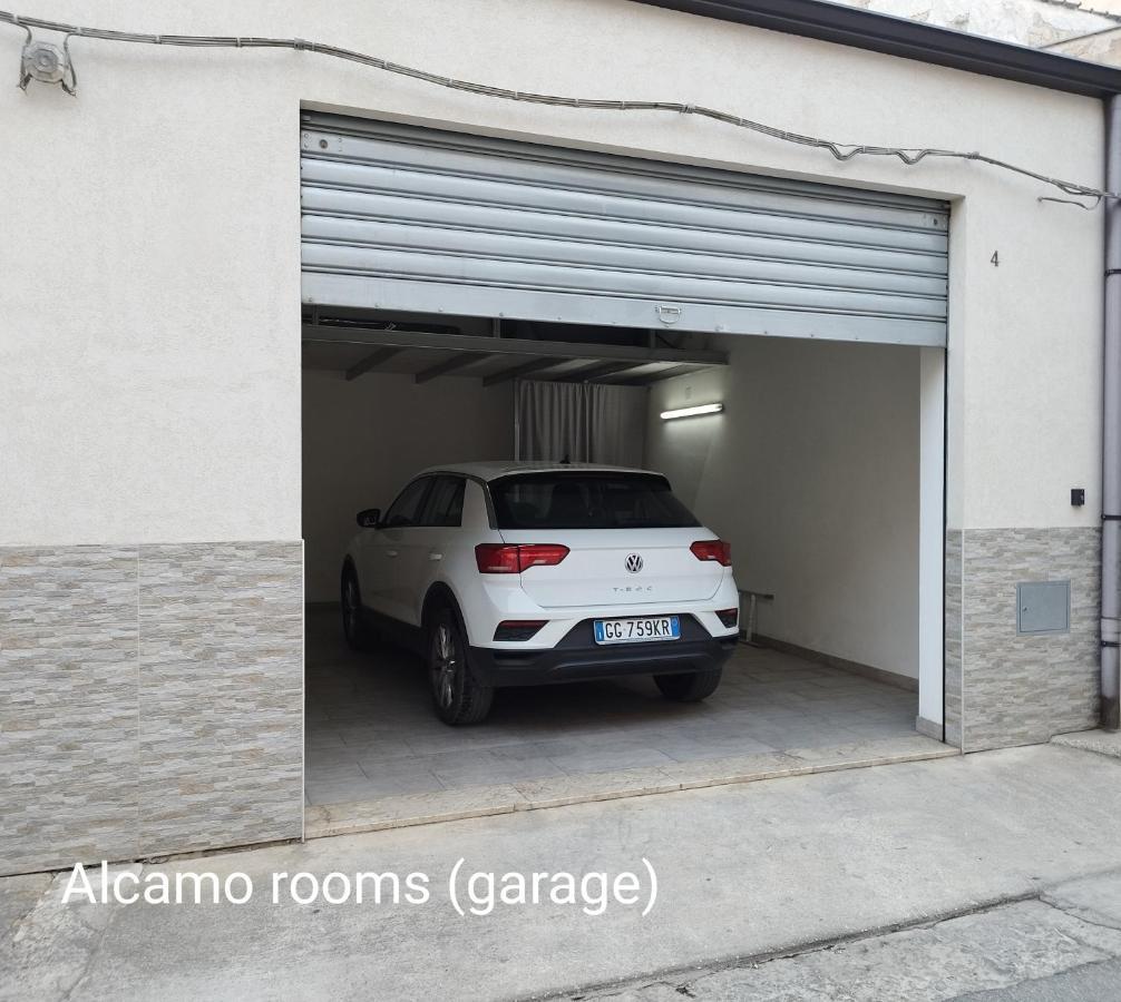 Alcamo Rooms Con Garage Privato Luaran gambar