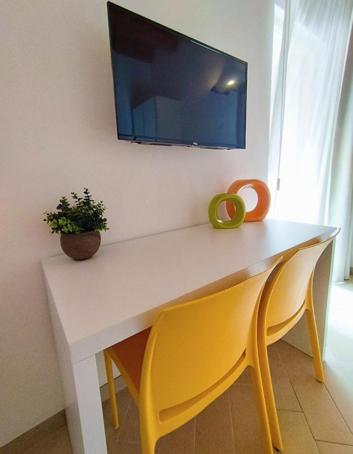Alcamo Rooms Con Garage Privato Luaran gambar