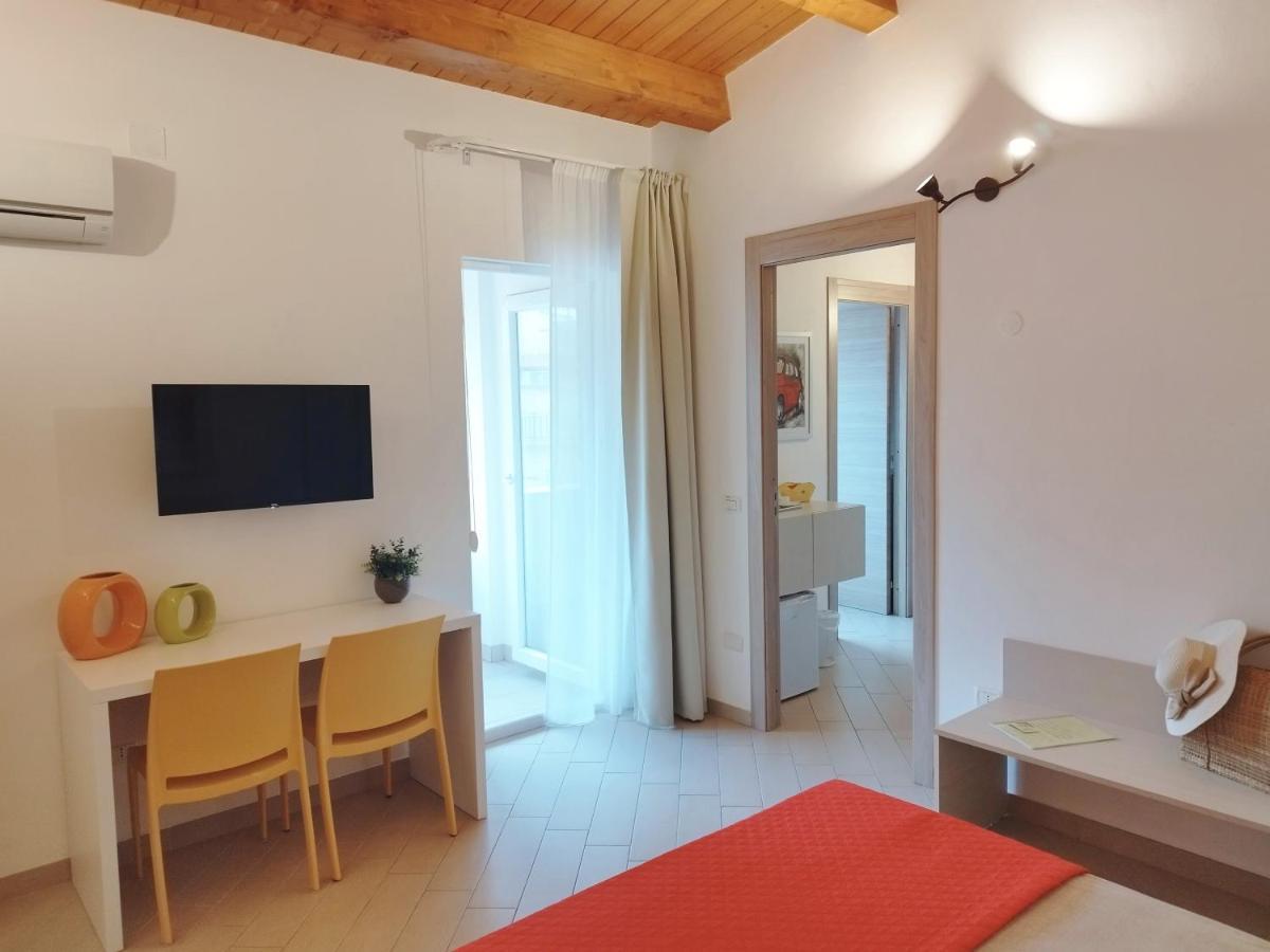 Alcamo Rooms Con Garage Privato Luaran gambar