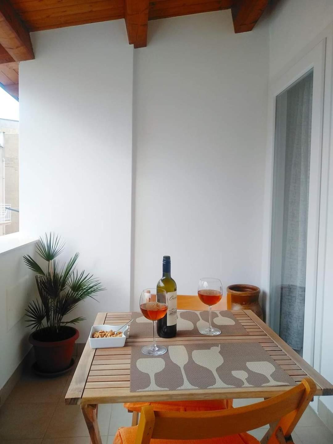 Alcamo Rooms Con Garage Privato Bilik gambar