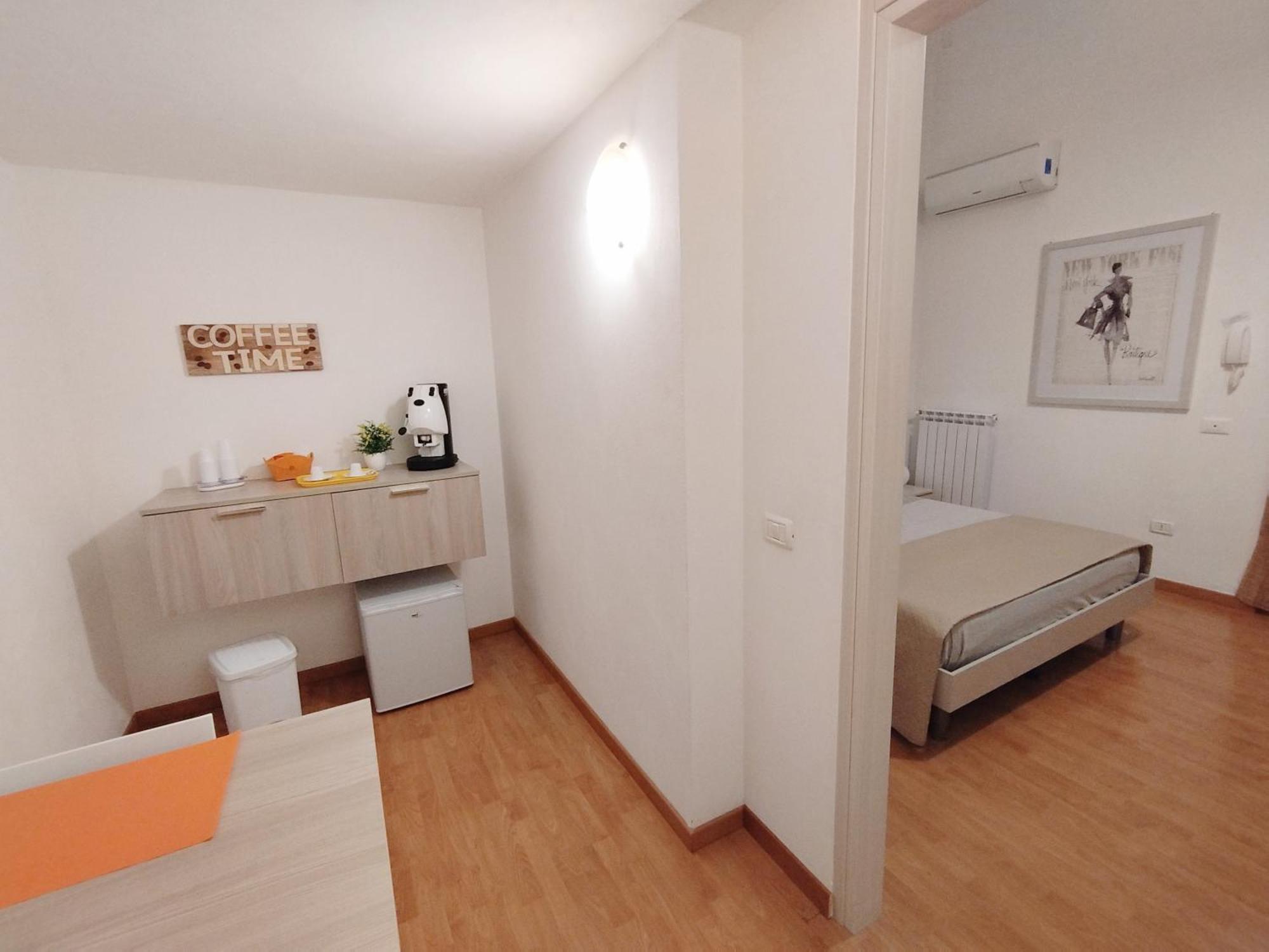 Alcamo Rooms Con Garage Privato Bilik gambar